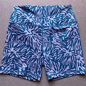 High waisted feedmefightme biker shorts. Size L